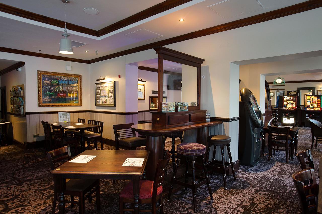 Отель The Furness Railway Wetherspoon Барроу-ин-Фернесс Экстерьер фото